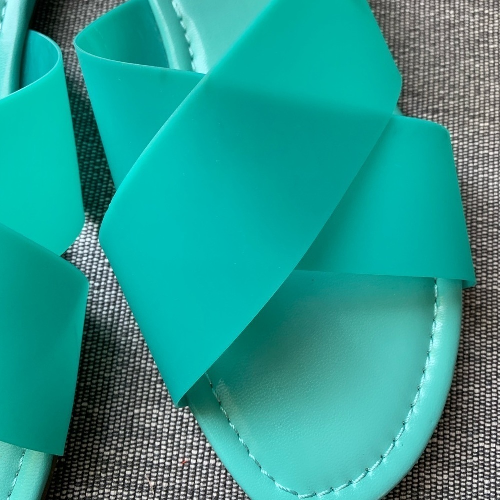 Guess Green Flat Sandal Size 10M - Picture 6 of 15